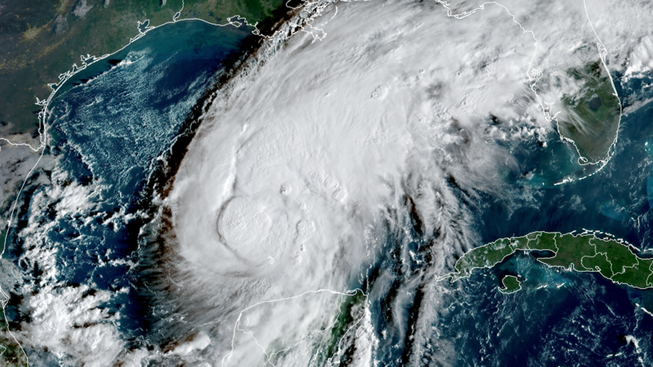 Hurricane Isaias Tracker: Strengthening Category 1 Near the Gulf Coast